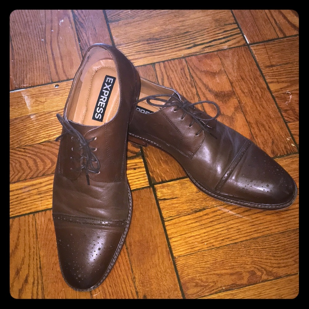 Express Brown Oxford dress shoes - 10.5